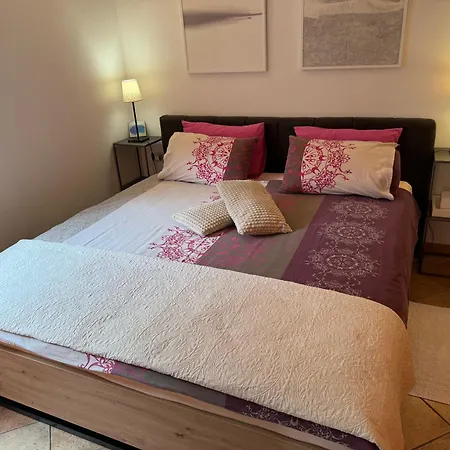 Oasis In Pjescana Uvala, 2 Min From The Sea Апартаменты
