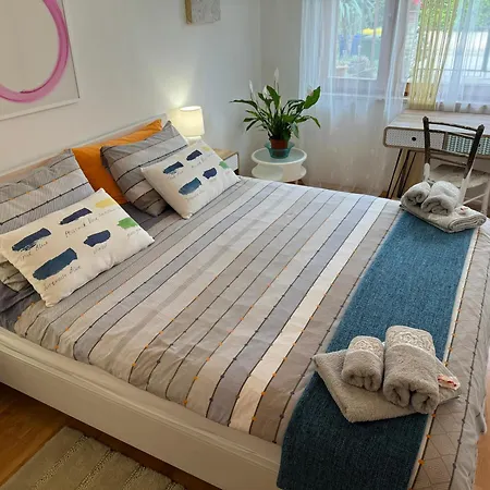 Appartamento Oasis In Pjescana Uvala, 2 Min From The Sea