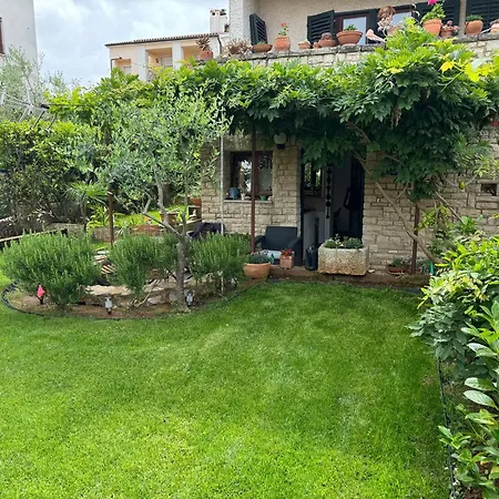 Oasis In Pjescana Uvala, 2 Min From The Sea * Pola