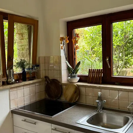 Appartamento Oasis In Pjescana Uvala, 2 Min From The Sea Pola