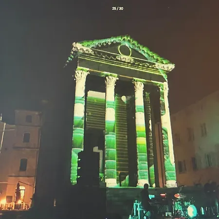 Oasis In Pjescana Uvala, 2 Min From The Sea Pola