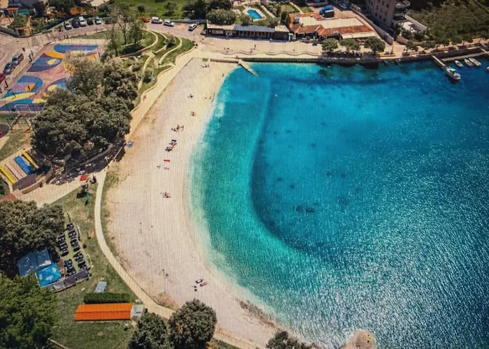Апартаменты Oasis In Pjescana Uvala, 2 Min From The Sea Пула