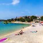 Oasis In Pjescana Uvala, 2 Min From The Sea Пула