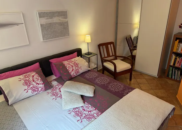 アパート Oasis In Pjescana Uvala, 2 Min From The Sea プーラ